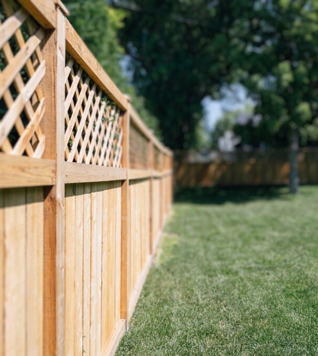 Decorative Fence Installation Milwaukee